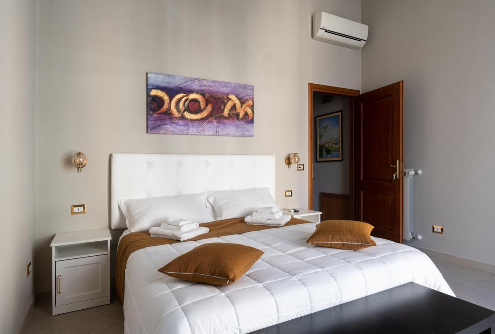 Hotel Conte Cavour Messina Esterno foto