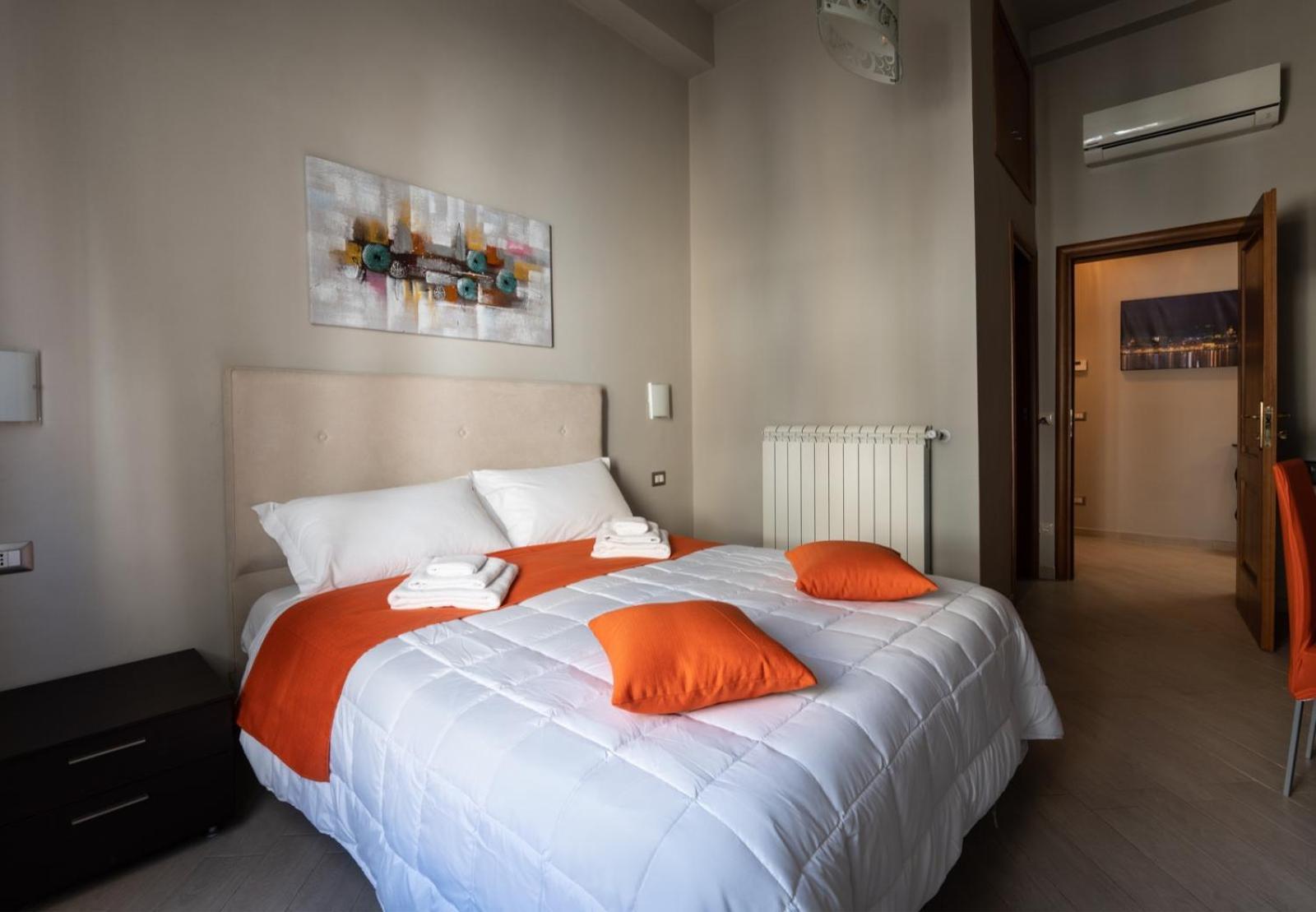 Hotel Conte Cavour Messina Esterno foto
