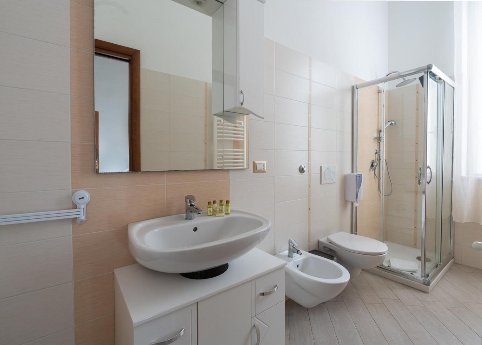 Hotel Conte Cavour Messina Esterno foto